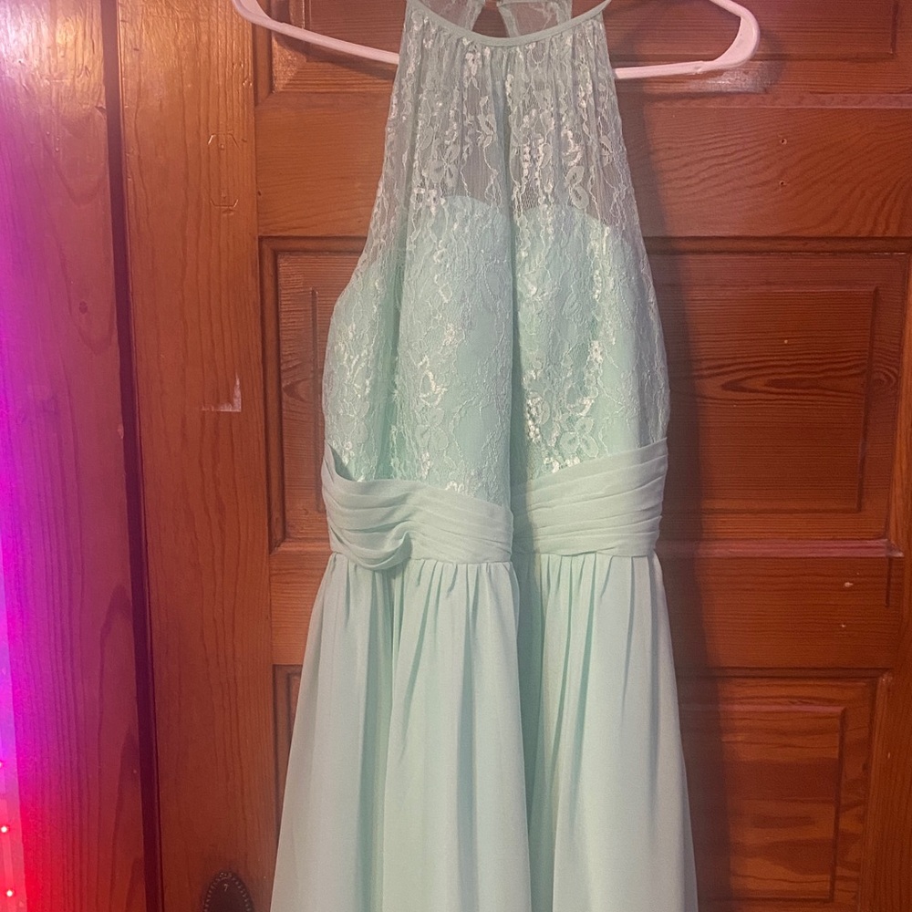Elegant Mint Green Lace Women’s Dress